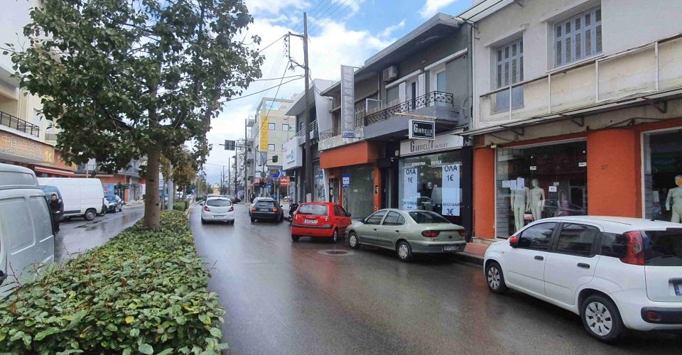 BUILDING 240 m² FOR SALE IN HERAKLION