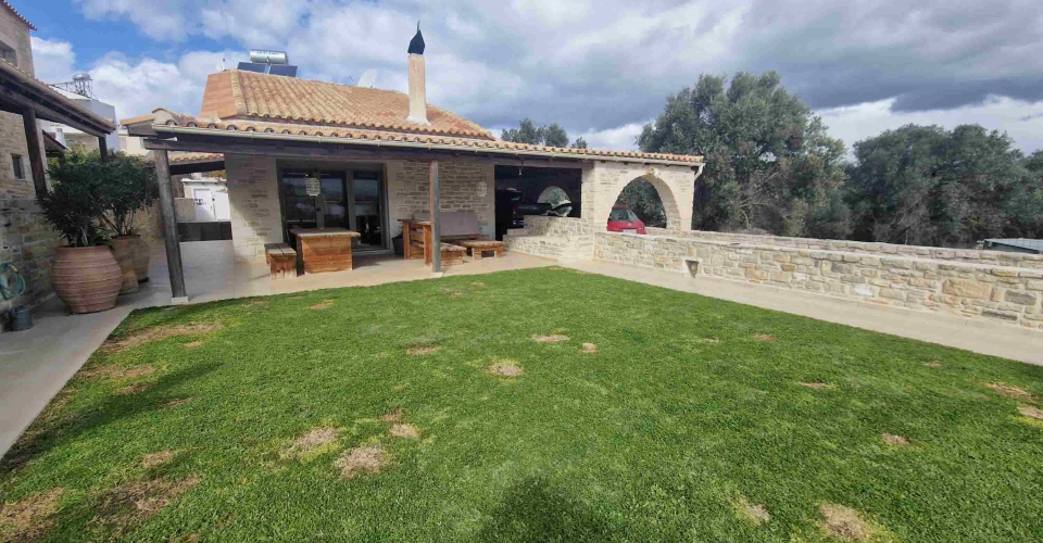 HOUSE 95 m² FOR SALE IN PITSIDIA
