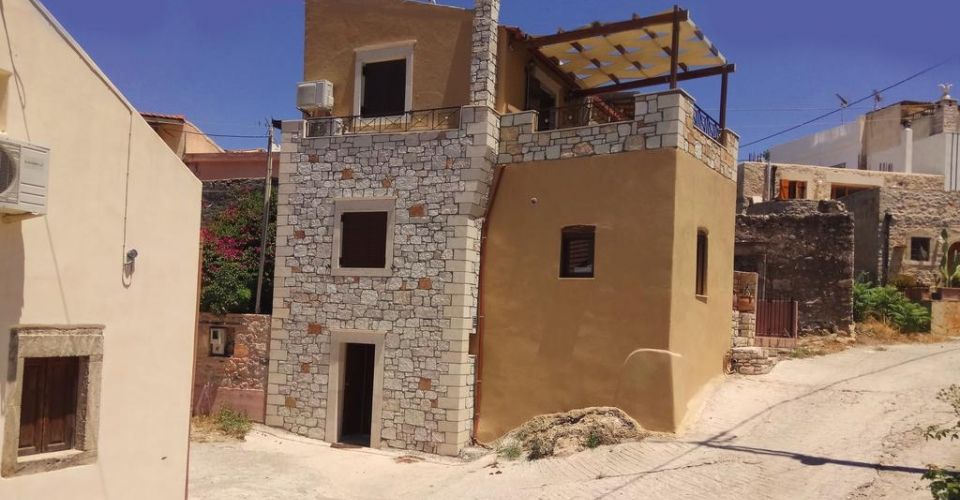 HOUSE 92 m² FOR SALE IN LISTAROS