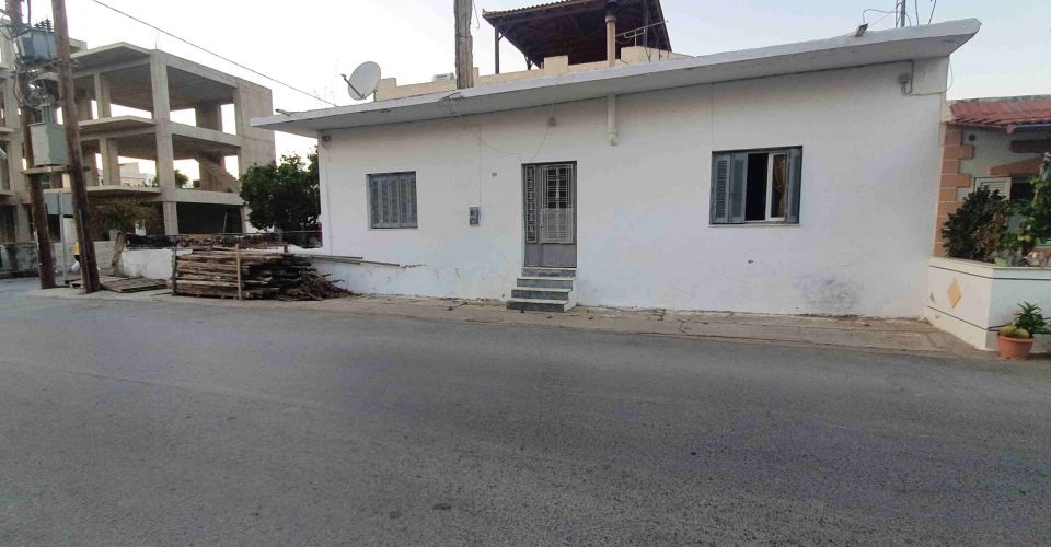 DETACHED HOUSE 90 m² FOR SALE IN TYMPAKI