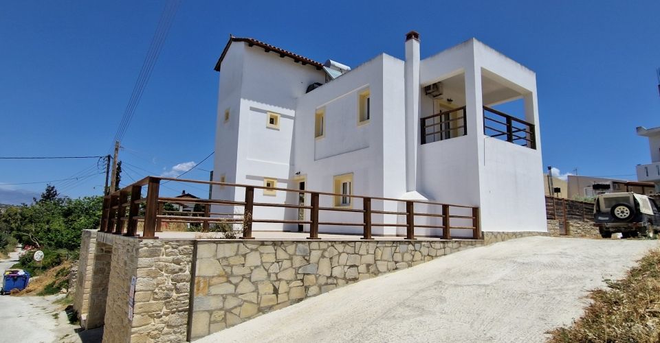 HOUSE 113 m² FOR SALE IN PITSIDIA