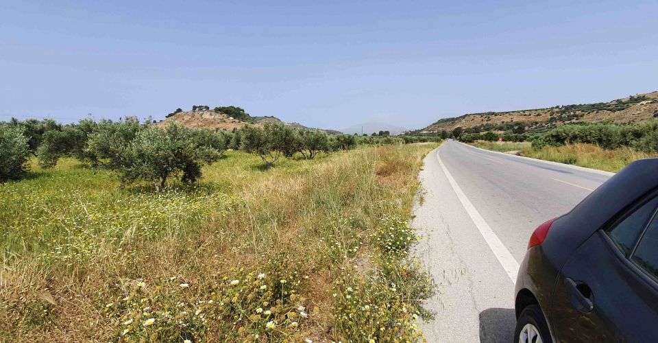 AGRICULTURAL LAND 12.000 m² FOR SALE IN MIRES