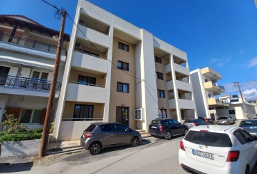 PROFESSIONAL SPACE 38 m² FOR RENT IN MOIRES