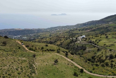 LARGE LAND PLOT 124.000 m² FOR SALE IN MELABES